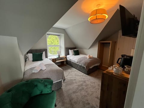 Standard Twin Room | Premium bedding, bed sheets