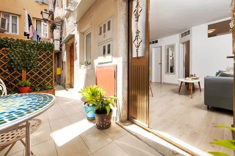 Comfort Apartment, Non Smoking | Living area