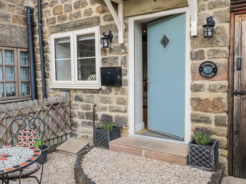 Cottage | Exterior detail