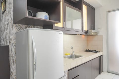 Apartment | Private kitchen | Full-size fridge, stovetop