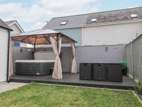 Cottage | Terrace/patio