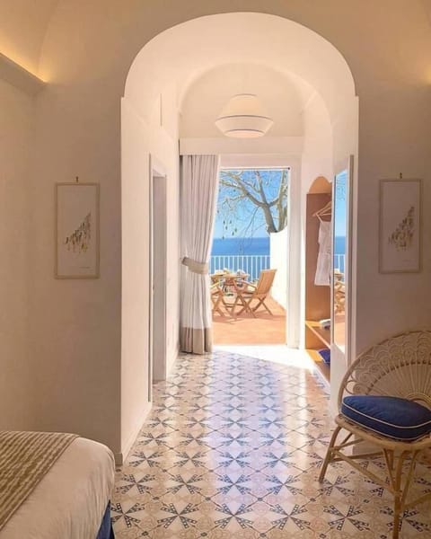 Suite | 1 bedroom, premium bedding, down comforters, minibar