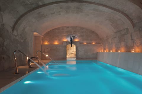 Sauna, hot tub, steam room, hot springs, Turkish bath, body treatments