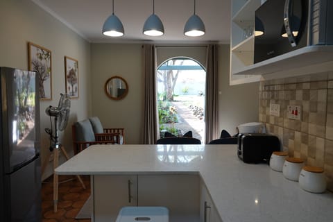 Exclusive Suite | Private kitchen | Fridge, microwave, oven, toaster