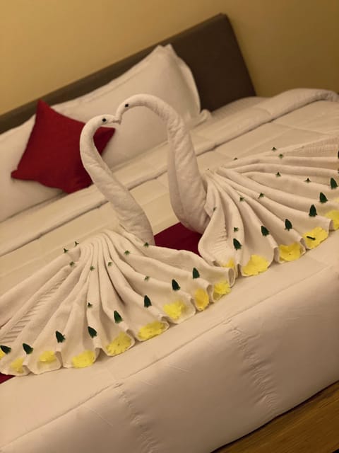 Pillowtop beds, bed sheets