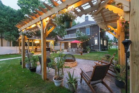 House, Multiple Beds, Patio, Garden View (It’s Showtime) | View from room