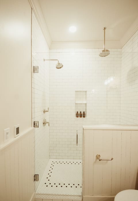 Shower, rainfall showerhead, hair dryer, heated floors