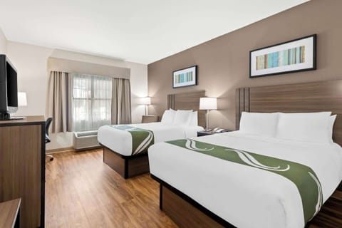 In-room safe, desk, laptop workspace, iron/ironing board