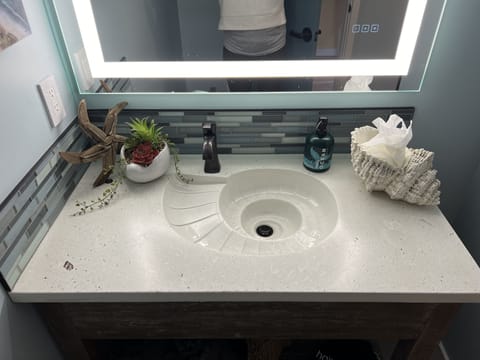 Luxury Room, 1 King Bed with Sofa bed, Balcony, Ocean View | Premium bedding, down comforters, memory foam beds