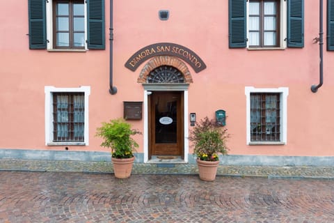Double or Twin Room | Egyptian cotton sheets, premium bedding, down comforters, minibar