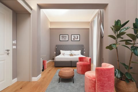 Deluxe Double Room, Balcony | Pillowtop beds, minibar, in-room safe, desk