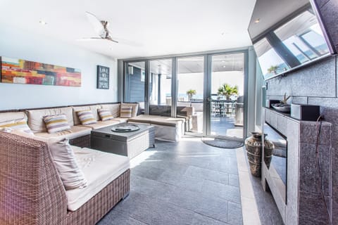 House, Multiple Beds (Klaus House 1) | Living area | TV