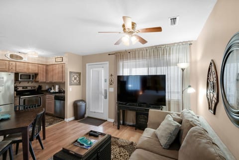 Studio, 1 King Bed (Sandcastle Villas #24) | Living area | TV