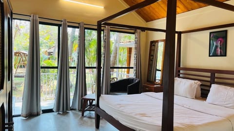 Superior Room, Pool View | Individually furnished, desk, laptop workspace, free WiFi