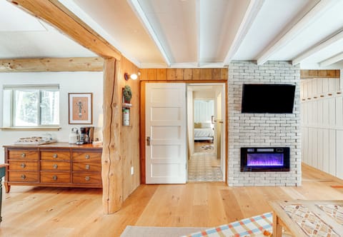 House (1 Bedroom) | Interior