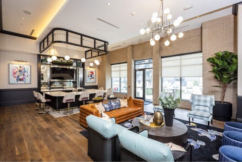 Lobby lounge