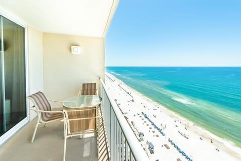 Condo, 1 Queen Bed with Sofa bed (Majestic Beach Towers 1-1706) | Property grounds