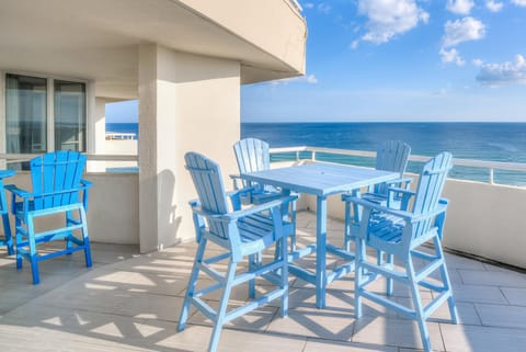 Condo, 1 King Bed with Sofa bed (Perdido Sun 916) | Outdoor dining