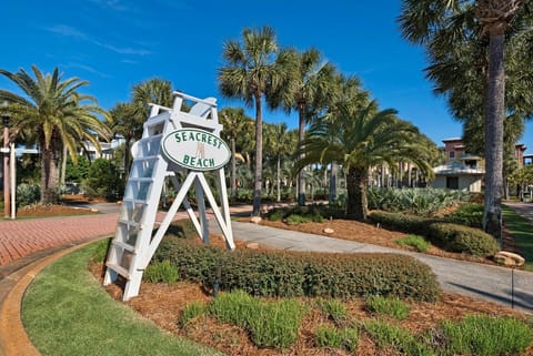 House, Multiple Beds (Daze Gone Bye) | Property grounds