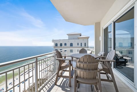Condo, Multiple Beds (Indigo East 2104 Penthouse) | Outdoor dining