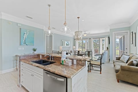 Condo, Multiple Beds (Peninsula Golf Club - The Links 204A) | Interior