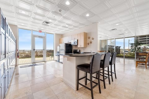 Condo, Multiple Beds (Mediterranean East 401) | Private kitchen | Oven, toaster, paper towels