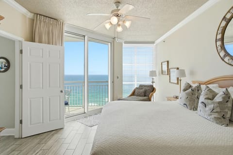Condo, Multiple Beds (Palacio 801) | 3 bedrooms, iron/ironing board, WiFi