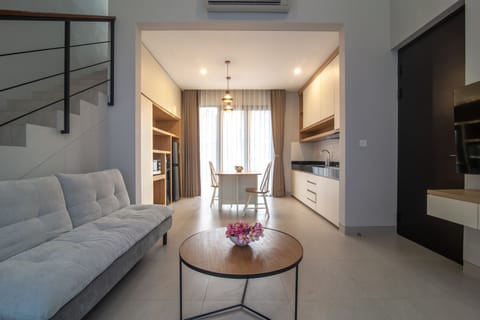 Basic Villa | Living area