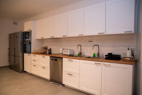 Eco-friendly cleaning products, paper towels