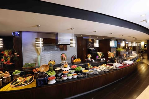 Daily buffet breakfast for a fee