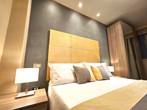Minibar, in-room safe, blackout drapes, soundproofing