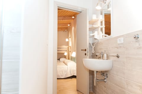 Double Room, Garden View | Minibar, desk, soundproofing, free WiFi