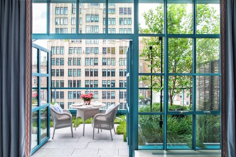 Junior Terrace Suite | Frette Italian sheets, premium bedding, minibar, in-room safe