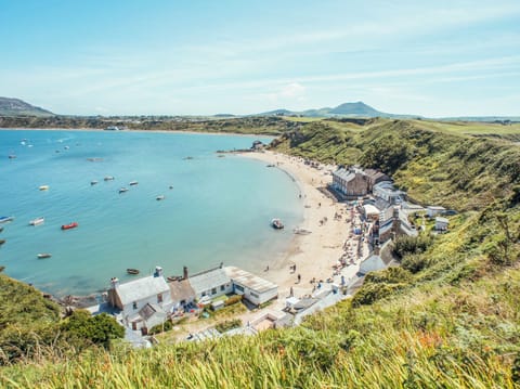 Cottage | Beach | Beach nearby
