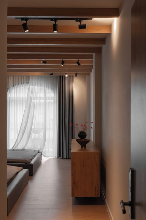 Family suite with balcony | Desk, soundproofing, WiFi (free), bed sheets