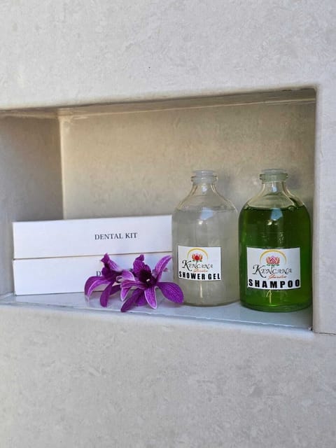 Family Room | Minibar, desk, soundproofing, free WiFi