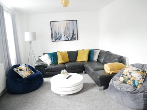 Classic House | Living area