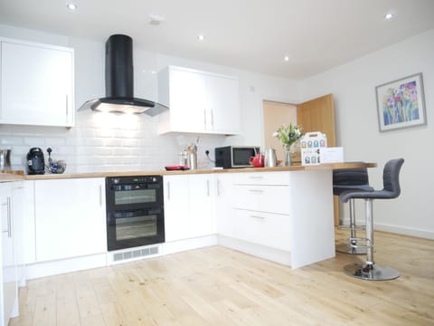 Classic House | Private kitchen | Electric kettle