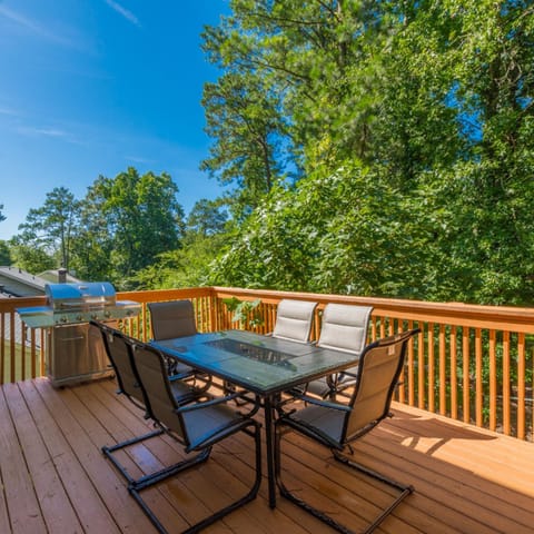 House | 5 bedrooms, Internet