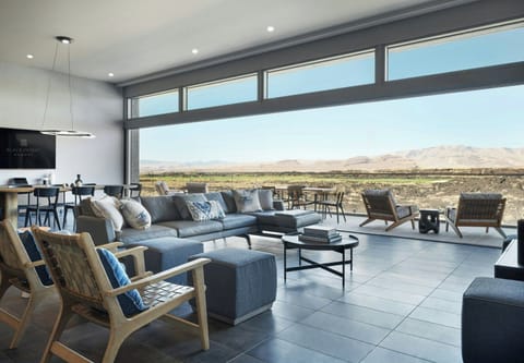 Presidential Suite | Premium bedding, pillowtop beds, in-room safe, blackout drapes