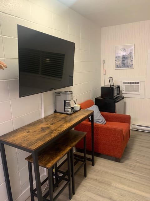 2 Queen Room | Premium bedding, desk, laptop workspace, blackout drapes