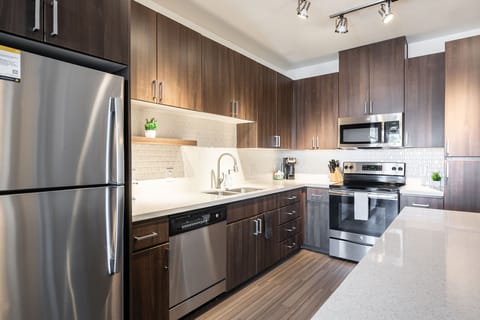 Apartment | Private kitchen | Fridge, microwave, oven, stovetop