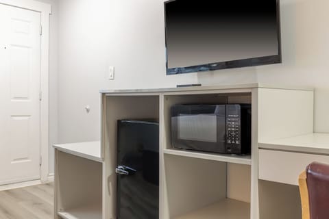 Deluxe Room, 2 Queen Beds, Non Smoking, Refrigerator & Microwave | Blackout drapes, soundproofing, iron/ironing board, free WiFi