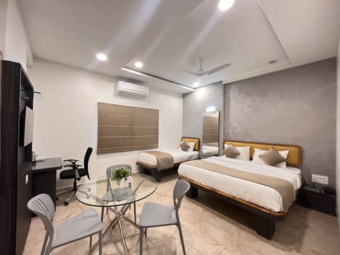 Superior Room | 1 bedroom, desk, free WiFi