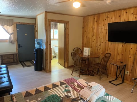 Studio | Free WiFi, bed sheets