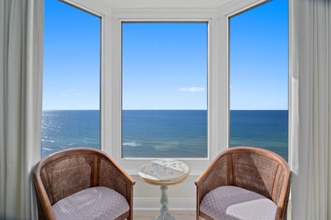 Condo, Multiple Beds (Emerald Beach 2325) | Interior