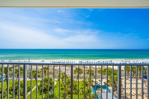 Condo, 1 King Bed with Sofa bed (The Summit 626) | Property grounds
