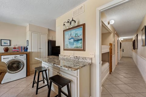 Condo, 1 King Bed with Sofa bed (The Summit 820) | Private kitchen | Oven, stovetop, dishwasher, cookware/dishes/utensils