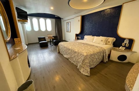 Standard Room | Free WiFi