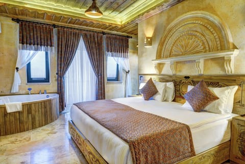 Deluxe Room | Egyptian cotton sheets, premium bedding, Select Comfort beds, minibar